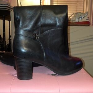 Giani Bernini Black Heeled Boots